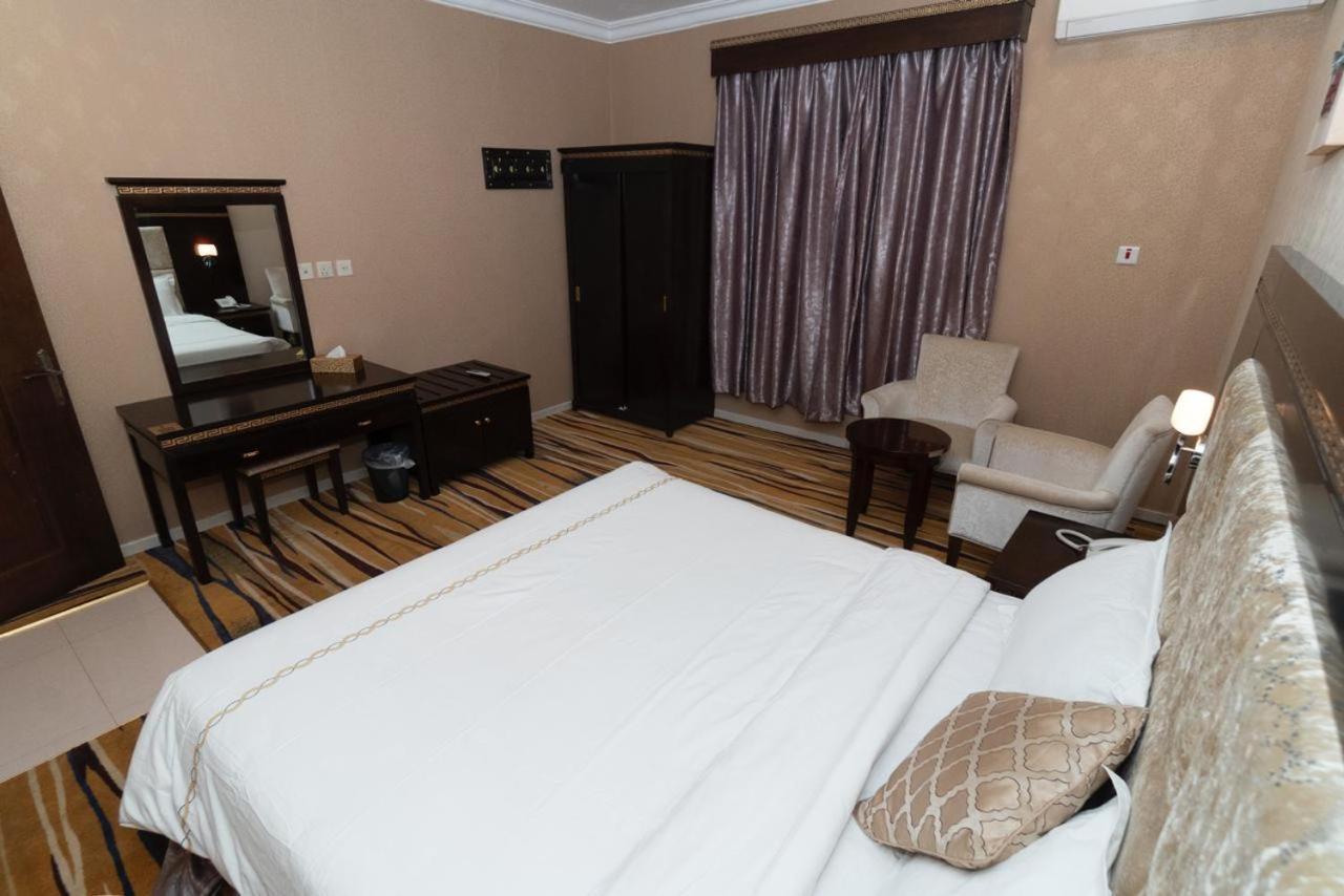 Al Masem Luxury Hotel Suites 3 Al Ahsa Ель-Хуфуф Екстер'єр фото