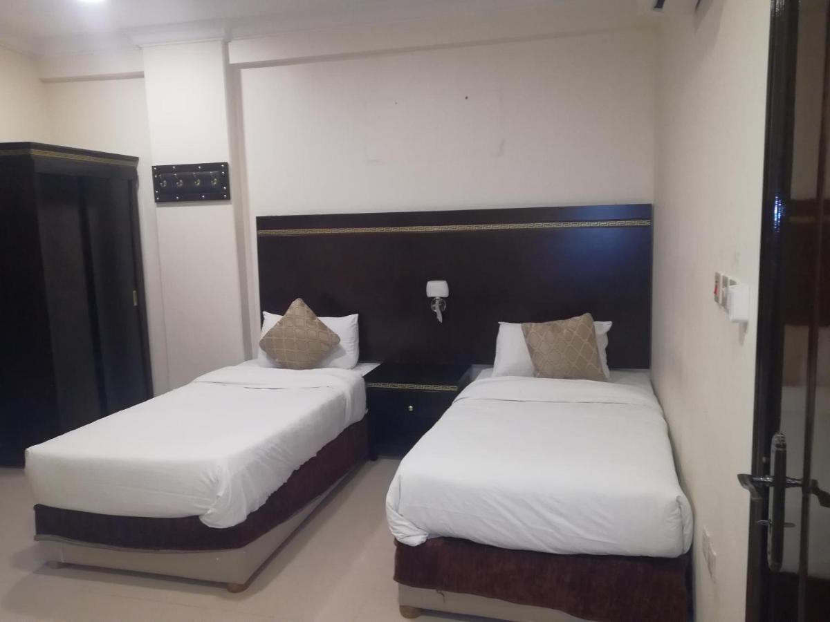 Al Masem Luxury Hotel Suites 3 Al Ahsa Ель-Хуфуф Екстер'єр фото